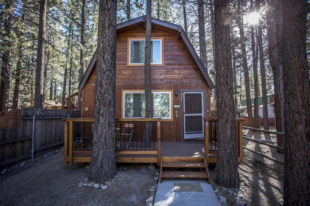 Just Right Cabin - 2 Br cabin by RedAwning