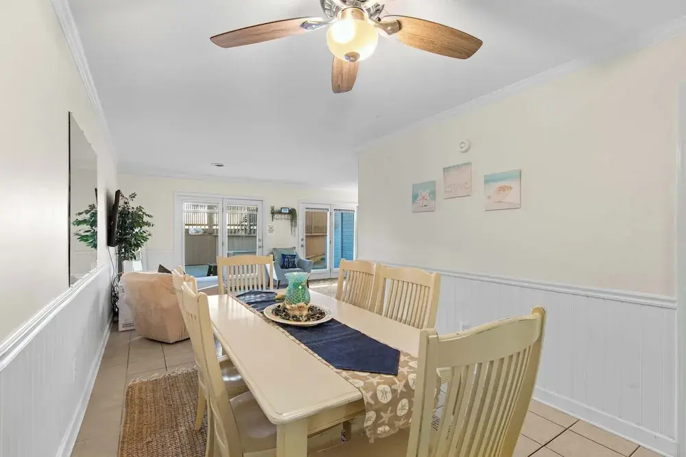 San Remo 108 Ocean-block 2BR Condo, Pool Access, Private Patio & Parking