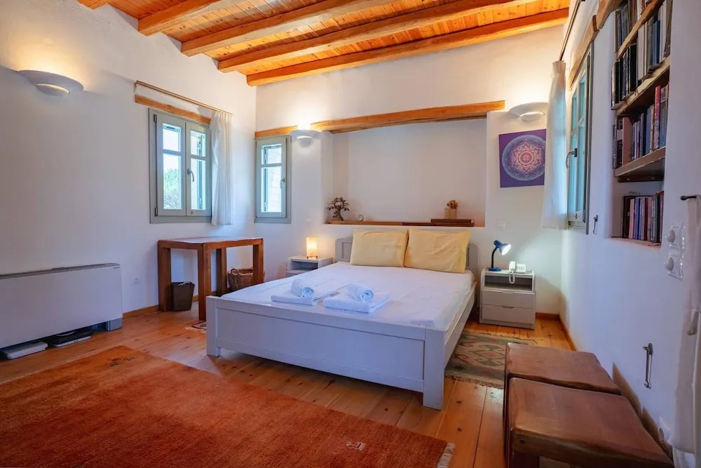 Luxury Breathtaking Villa in Paros