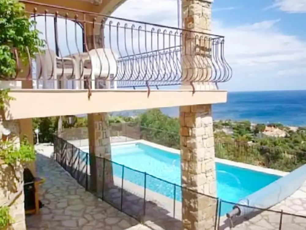 House With 3 Bedrooms in Roquebrune-sur-argens, With Wonderful sea Vie