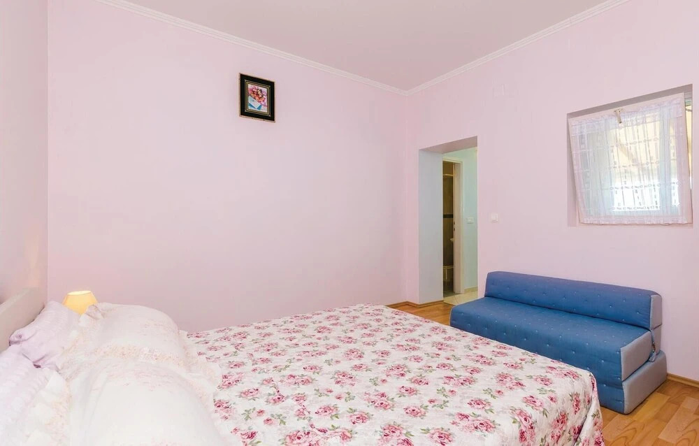 Awesome Home in Orasac With Wifi and 1 Bedrooms