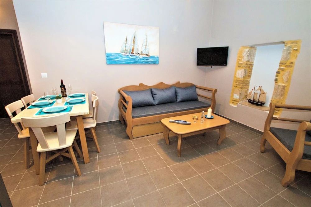 Ourania's Luxury Houses