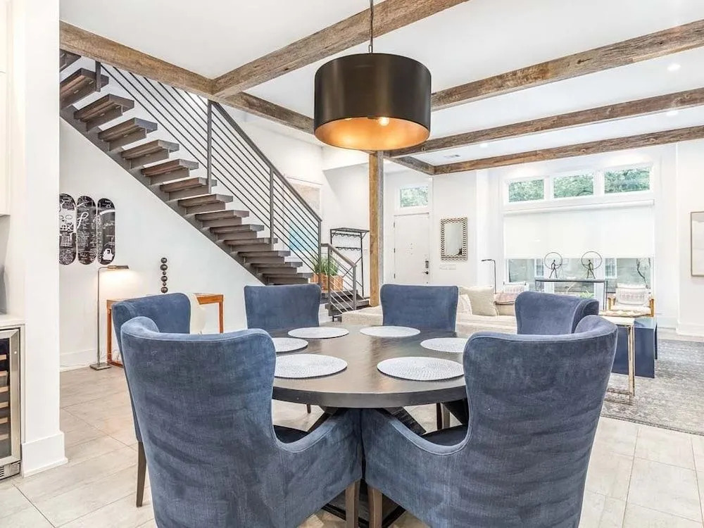 Savannah Jetsetter by Tybee Vacation Rentals