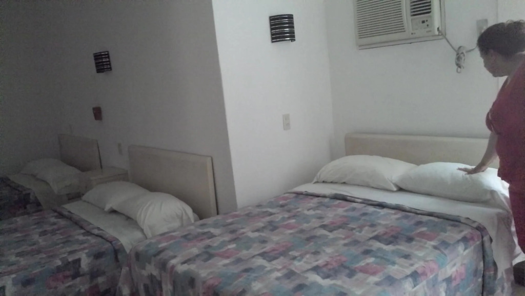 Hotel Morales Inn