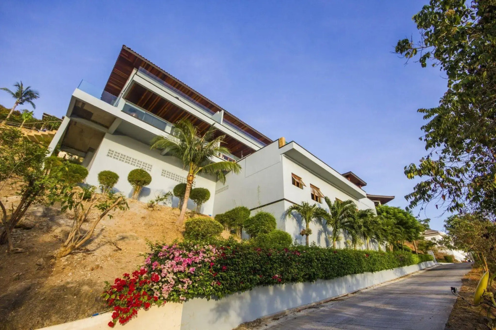 Baan Talay Sai Villa - Panoramic Views 300m to Beach