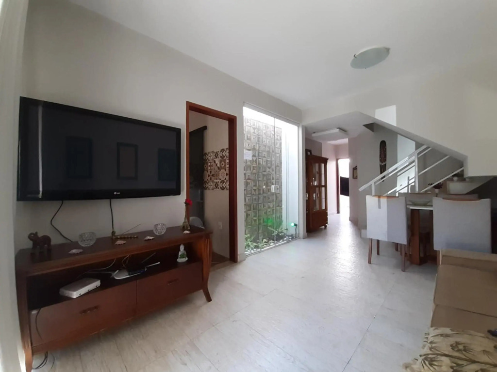 Serra Mar Suítes,Lofts, e casas à 300 metros das praias