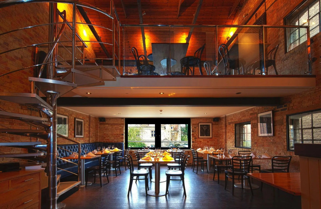 The Varsity Hotel & Spa
