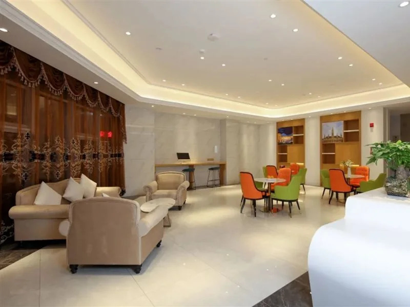 Vienna Hotel Xi'an Xijing Hospital Tonghuamen Metro Station