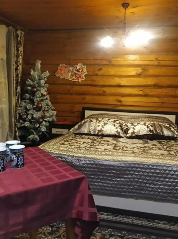 Дом из натурального сруба