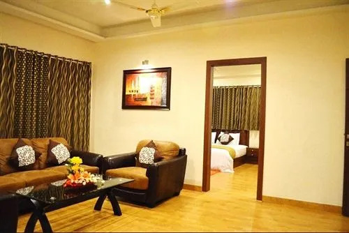 Swan Suites