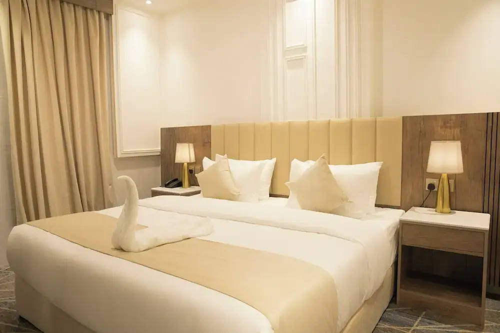 Nars Plus Al Naeem Hotel