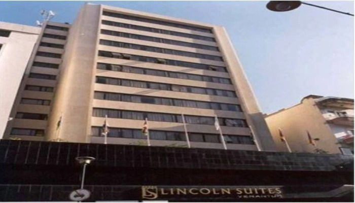 Lincoln  Suites