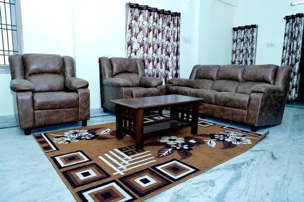 VIC Homestay by pickurstay Hotels