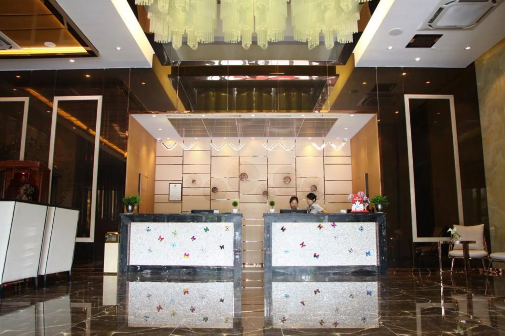 Sweet World Hotel (Foshan Jihuayuan, Zumiao)