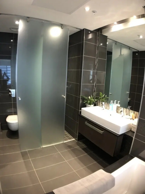 Sandton Skye Comfy Executive Apartment