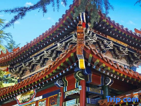 Yuhuangding Hotel