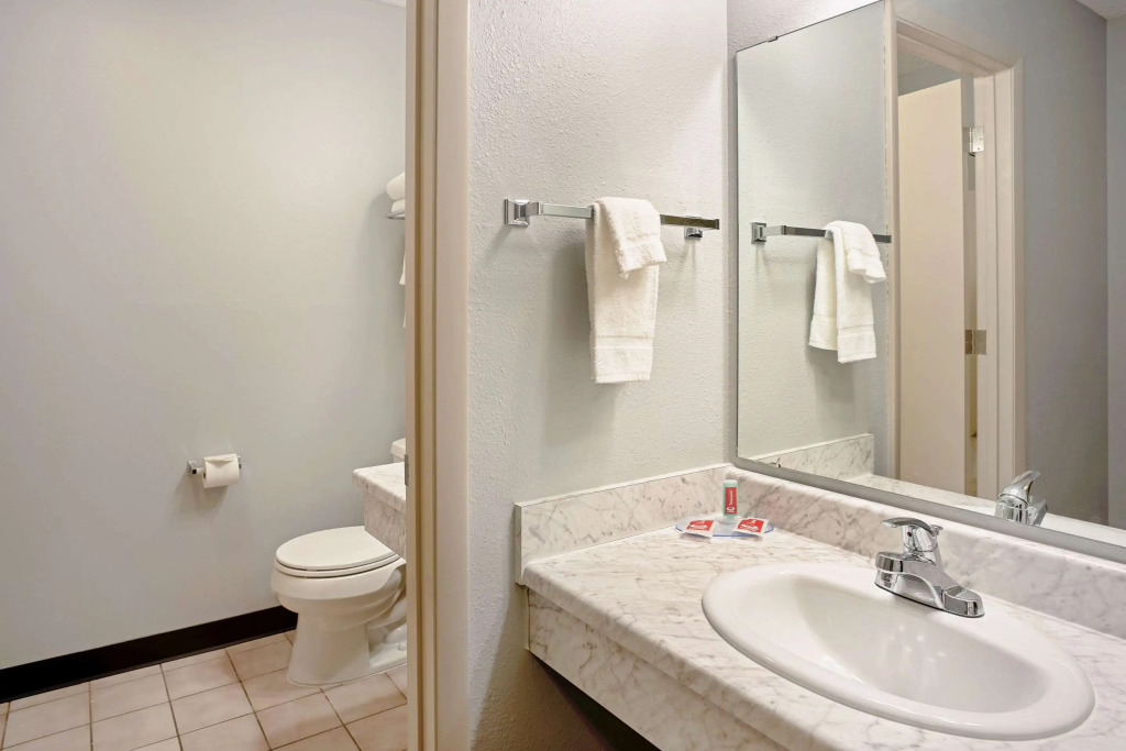 Quality Inn Frontier at U.S. Hwy 30