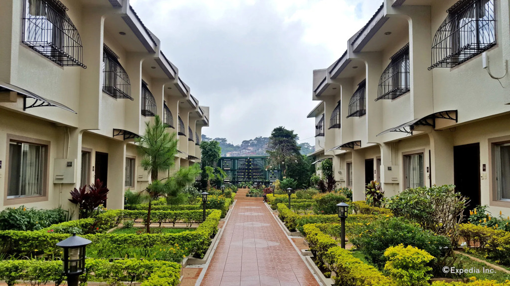 Baguio Holiday Villas