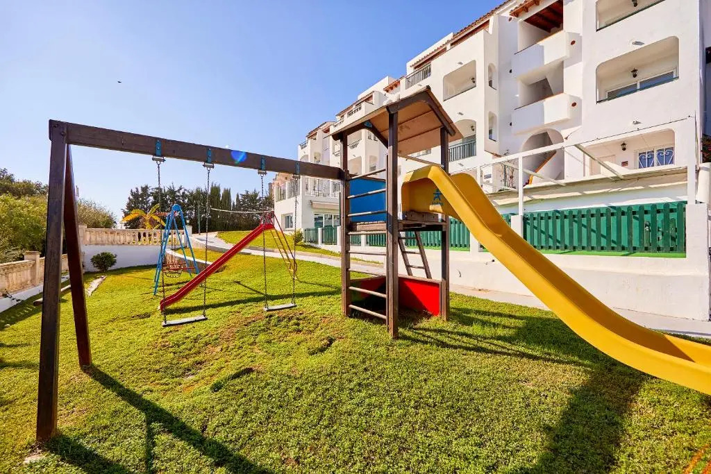 Aparthotel Holiday Center
