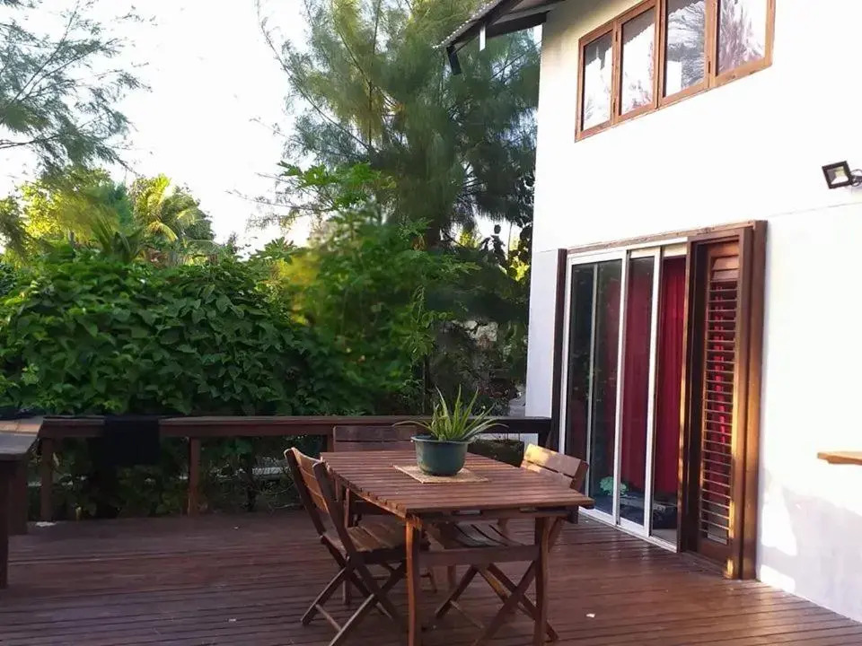 Matira house