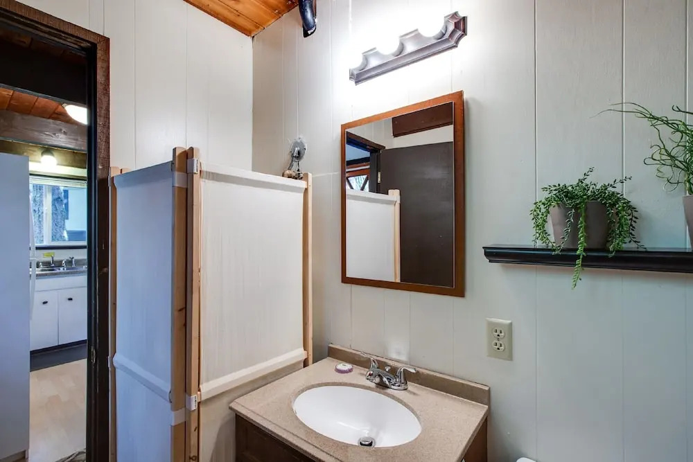 63MBR - Hot Tub - BBQ - Pets Ok - WiFi - Sleeps 6