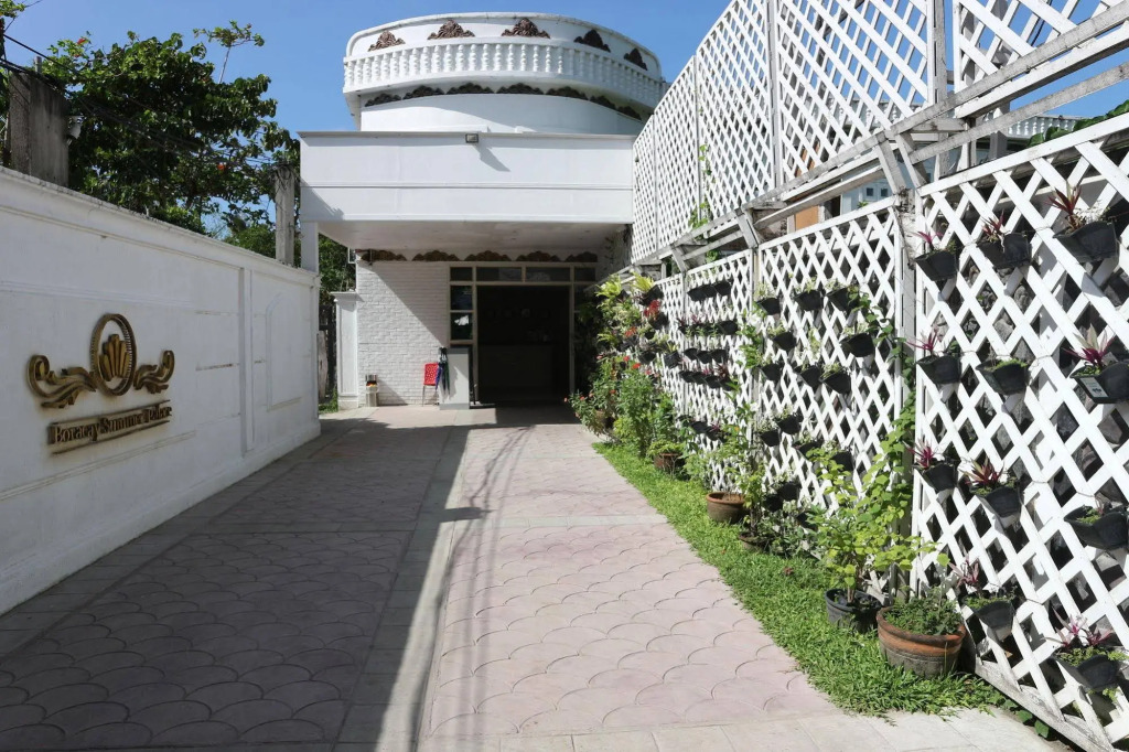 Boracay Summer Palace Hotel