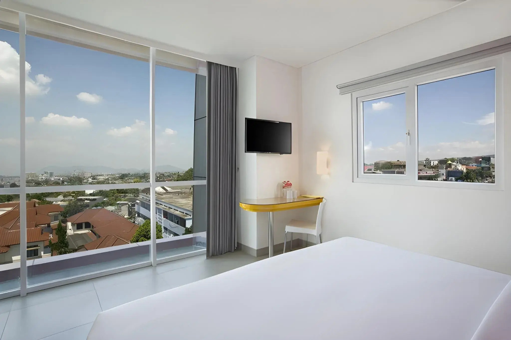 Amaris Hotel Setiabudhi - Bandung