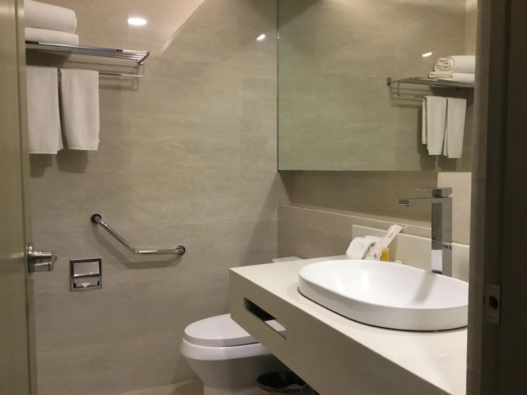 LFisher Hotel Bacolod