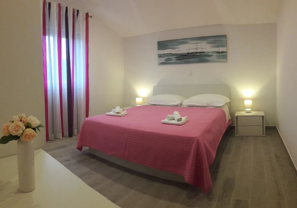 Villa With 6 Bedrooms in Ražanj, With Wonderful sea View, Private Pool