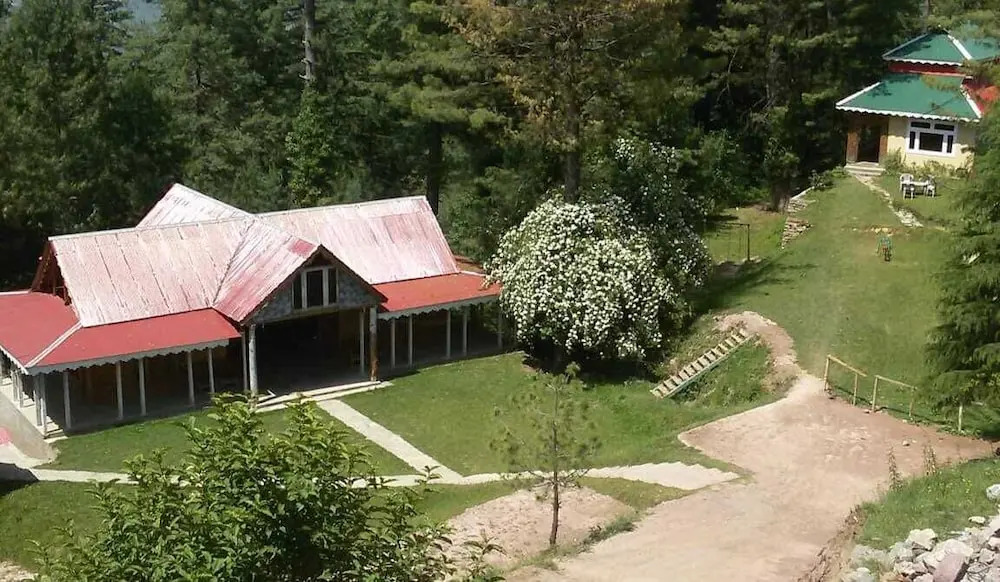 Paradise Hotel & Hillside Cottage Shogra