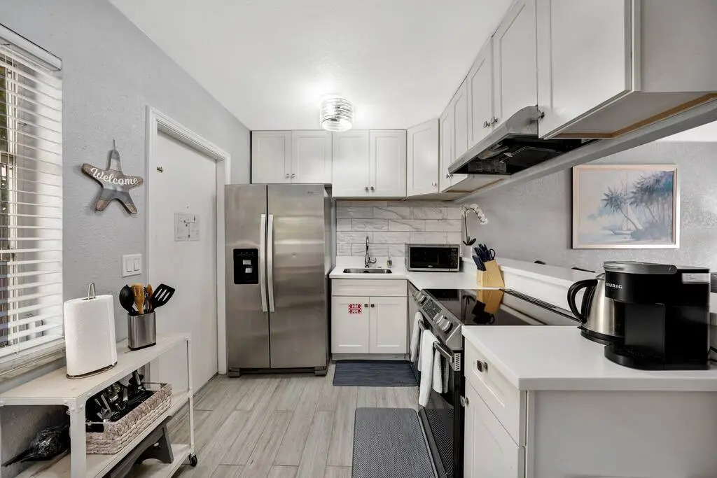 Just Beachy Apt 3 in Fort Lauderdale