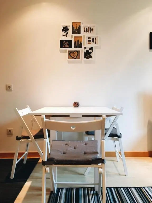 NEW APT center 1 min walk beach/river/casino!!!