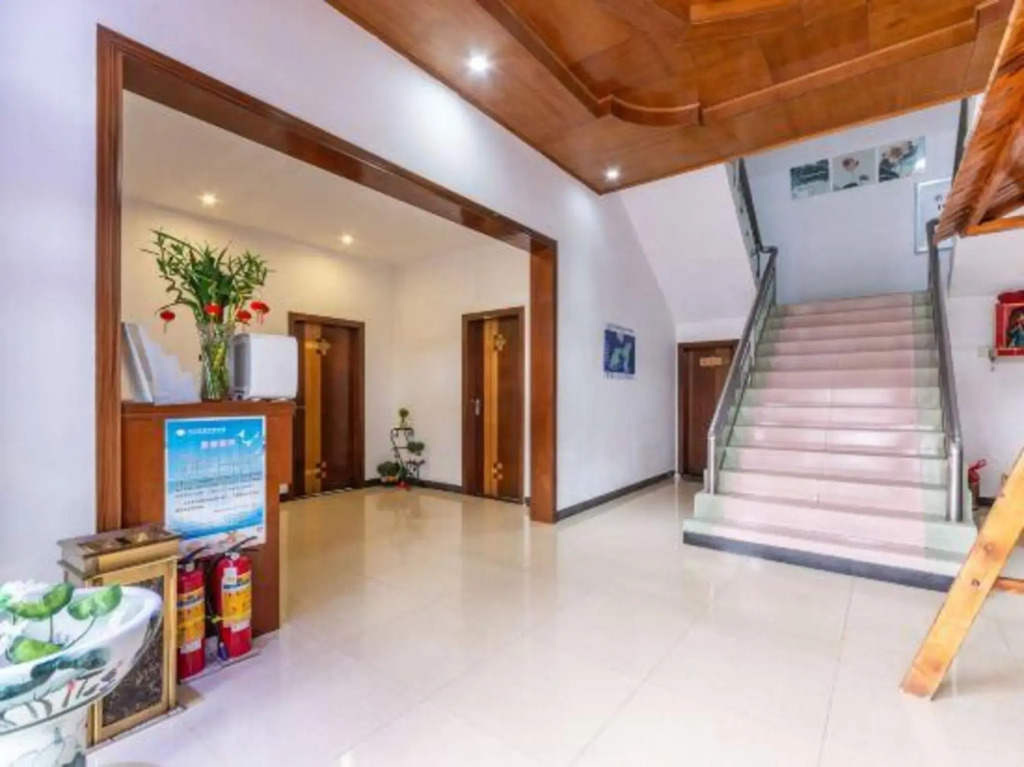 Tingtaoju Hotel