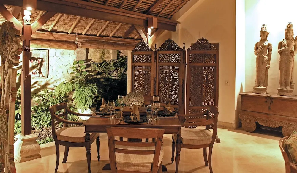 Villa Ria Sayan