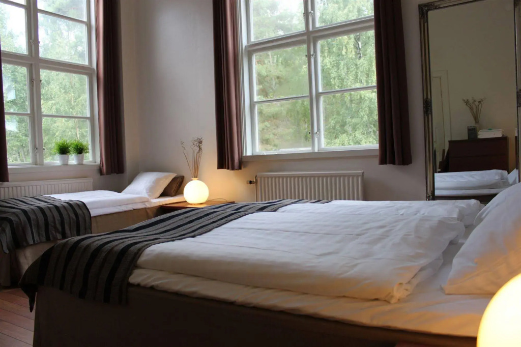 Guesthouse Eleven Hotel