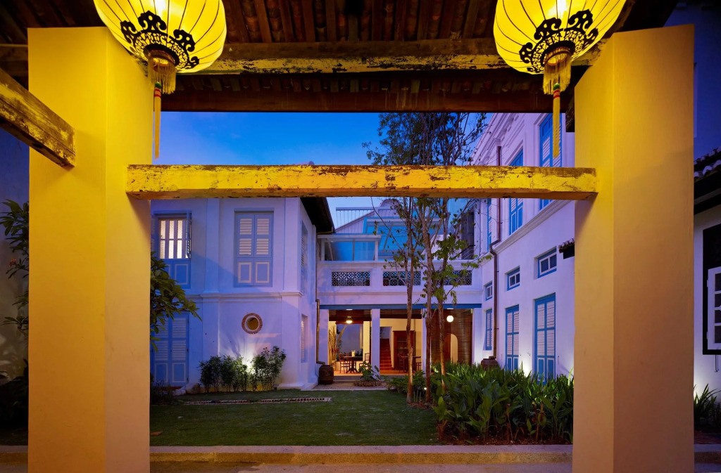 23 Love Lane Hotel