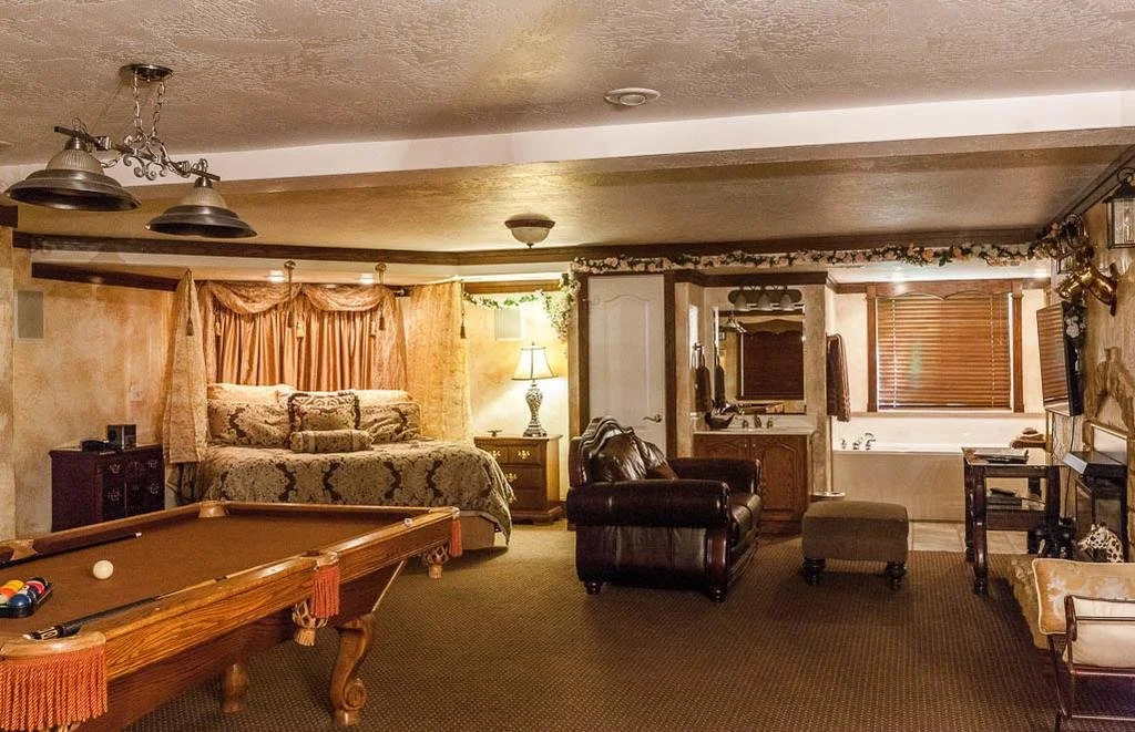 Castle Creek Inn