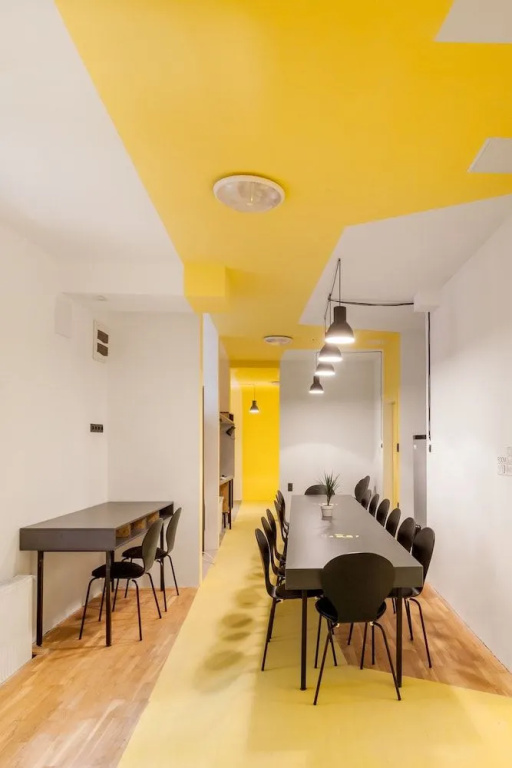 Essential Hostel