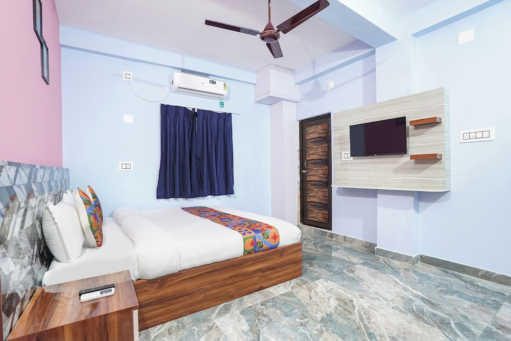 FabHotel Golden Suites Near Puri Beach