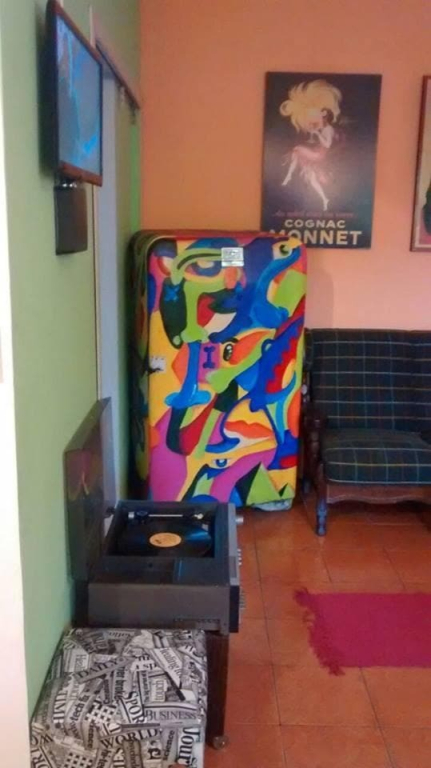 Retro House Hostel