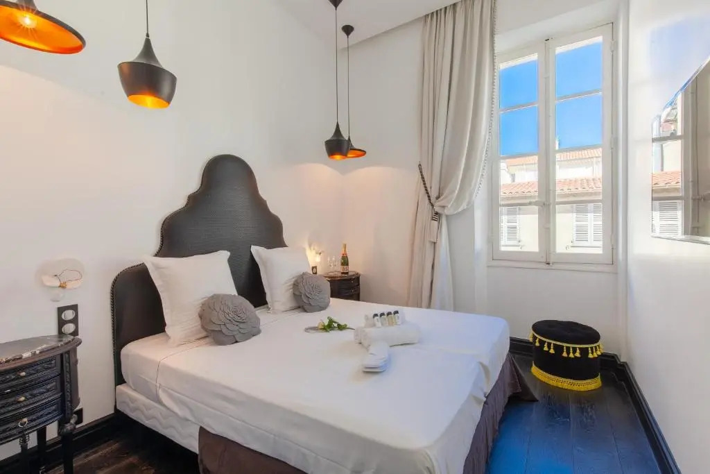 Croisette Luxury Waterfront