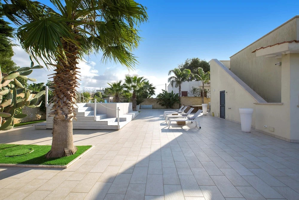2660 Villa Montecarlo by Perle di Puglia