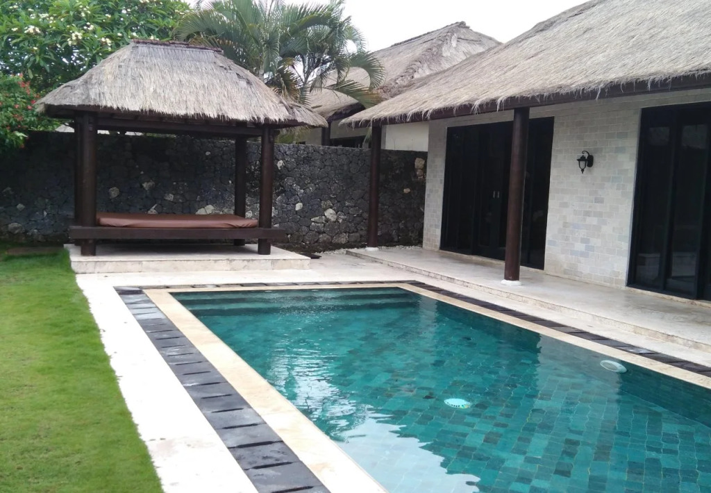 Royal Pool Villa Club
