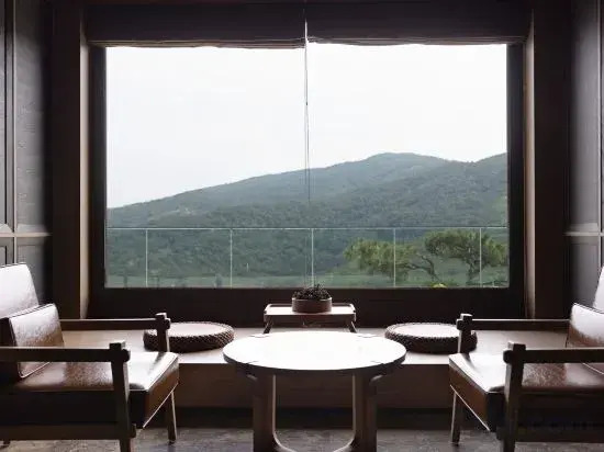 Lianyungang Huaguo Shan ·Wuyunkong