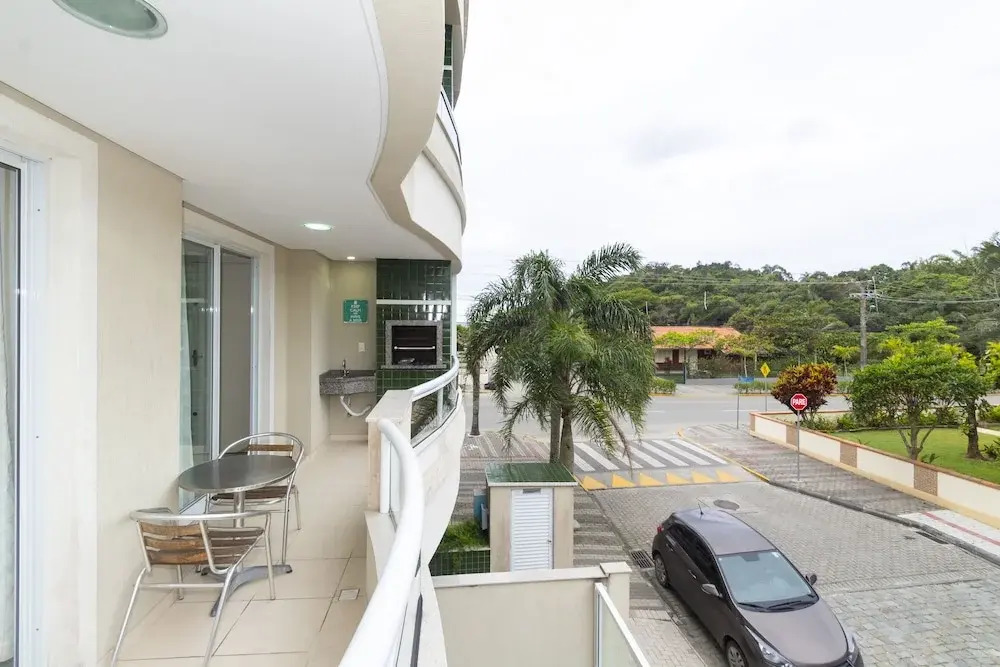 Aluguel De Apartamento 2 Quartos Sendo 1 Suite A 50 Metros Do Mar Em Bombas