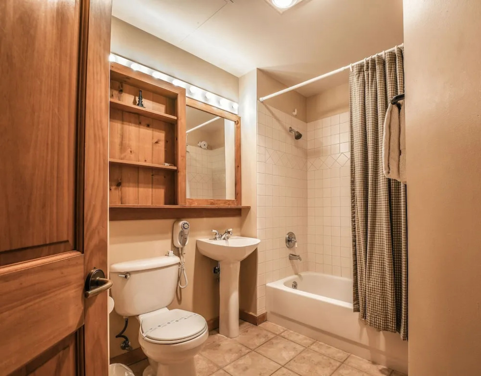 Buffalo Lodge 8421 by SummitCove Vacation Lodging