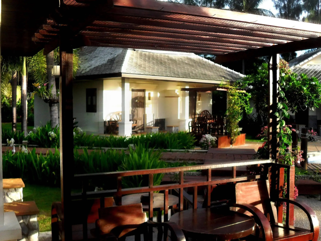 Golden Pine Beach Resort