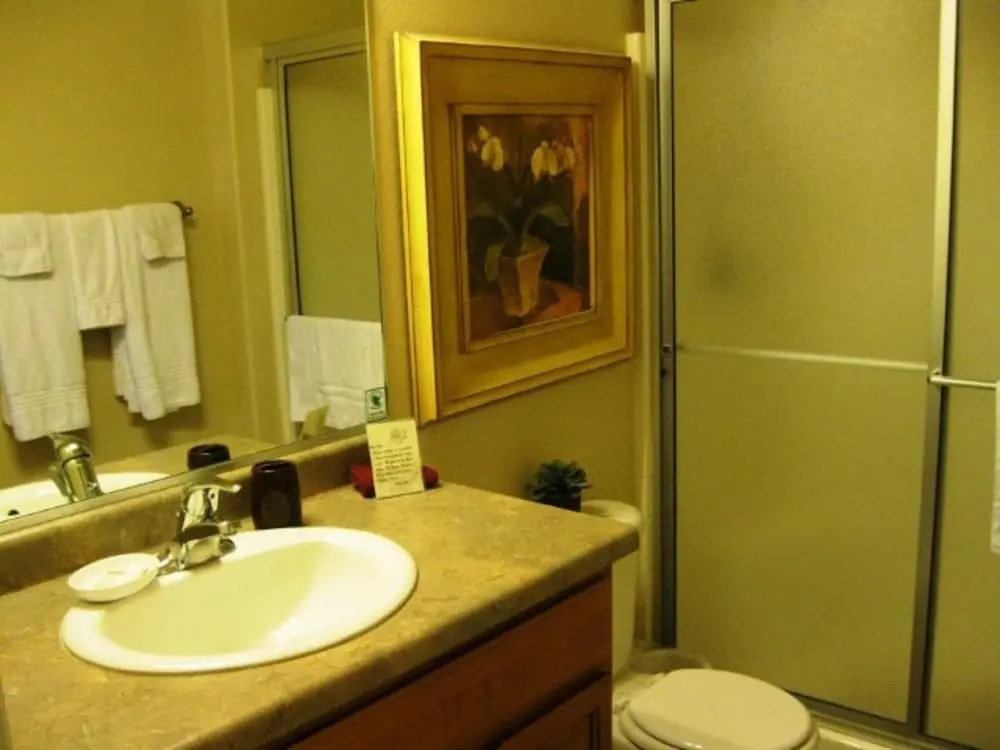 Donald Mcgregor 2 Bedroom Condo
