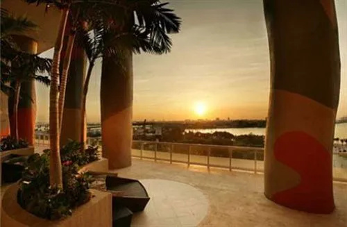 50 Biscayne