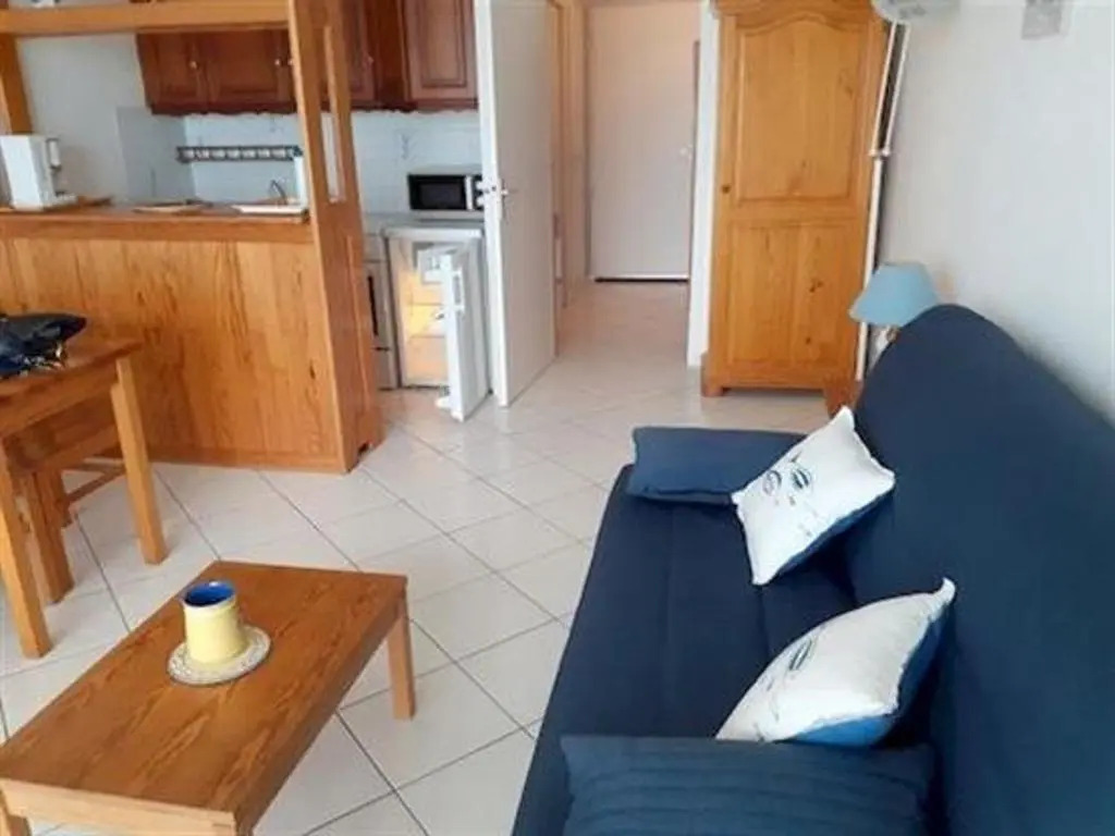 Appartement Saint-Gilles-Croix-de-Vie, 1 pièce, 4 personnes - FR-1-324-62